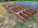 (10) Continuous fence panels